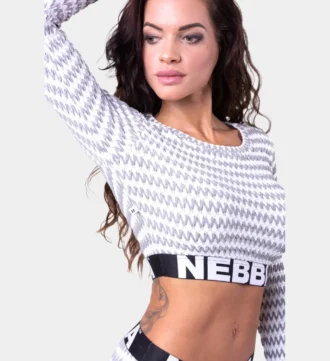 Nebbia-Avitazen-660-Boho-Style-3D-pattern-crop-top